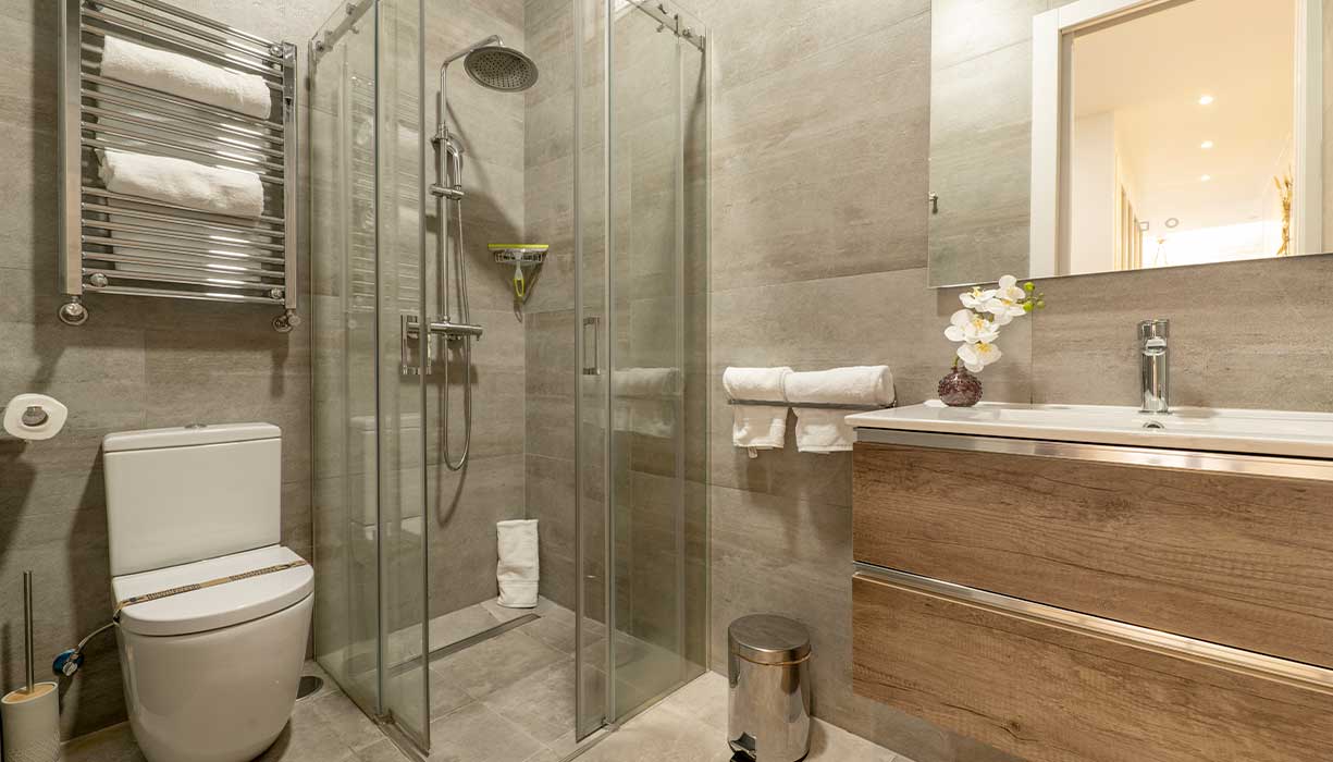 Cambio de bañera por ducha - HogarGo